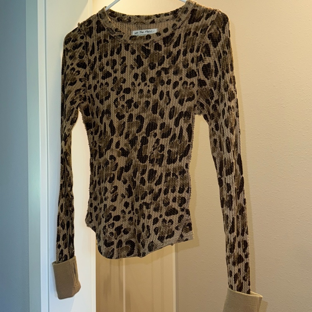 Free People, We the Free thermal long sleeves t-shirt.